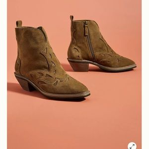 Kelsi Dagger Brooklyn Western Ankle Boots 8